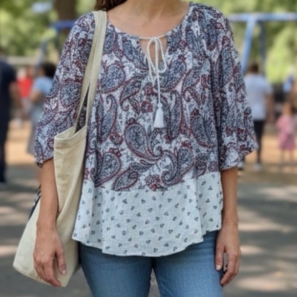 Abercrombie & Fitch Tops - Abercrombie & Fitch Red and Blue Paisley Blouse size S